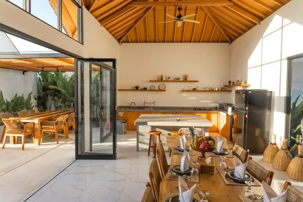 Villa Hakem Elegant And Modern 4 Bedrooms Villa Pool View Canggu Eksteriør bilde