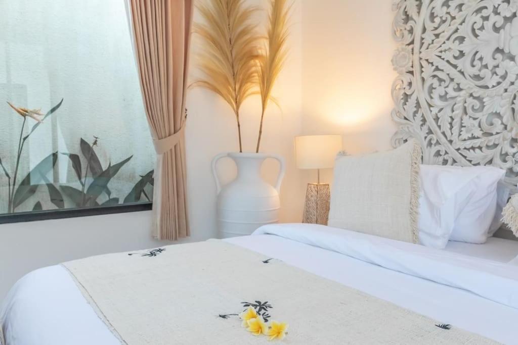 Villa Hakem Elegant And Modern 4 Bedrooms Villa Pool View Canggu Eksteriør bilde